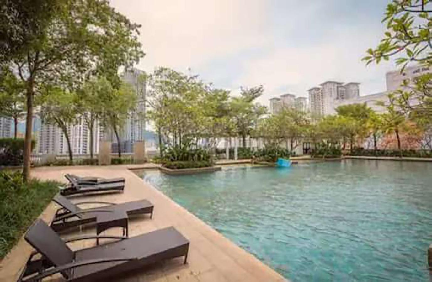 Wow Strait Quay Luxury Suite Room Tanjung Tokong Exterior foto